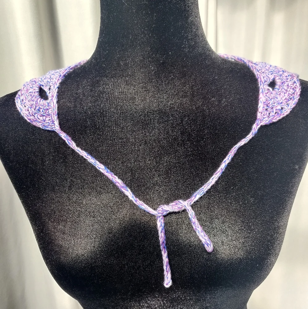 Hand Made Poncho with Head Scarf - Picture 9 of 9